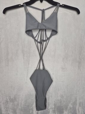 Mikoh NWT Caged Cutout Macrame Seychelles Monokini One Piece Swimsuit Gray Med